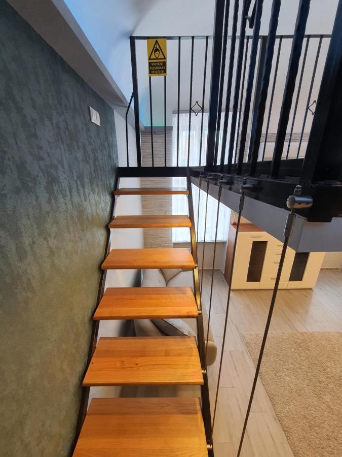 Belvarosi Exkluziv Loft Debrecen Exteriör bild