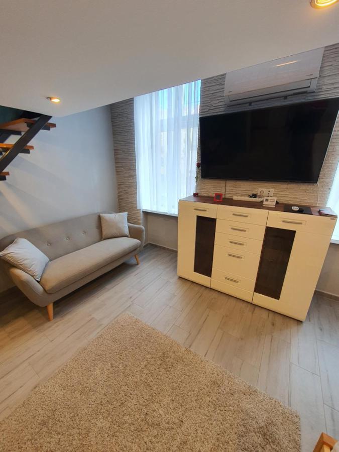 Belvarosi Exkluziv Loft Debrecen Exteriör bild